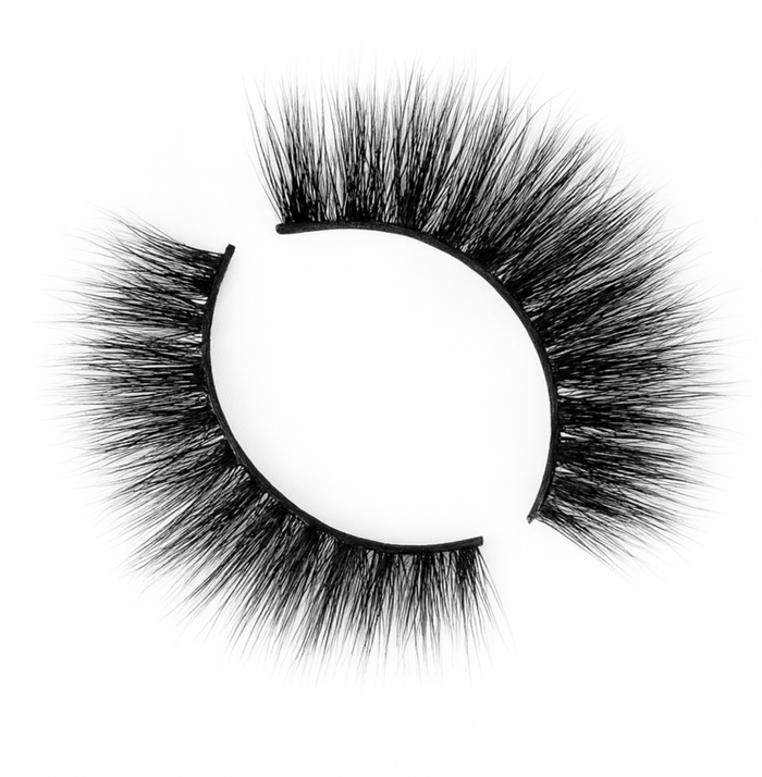 LASHES - LOLA